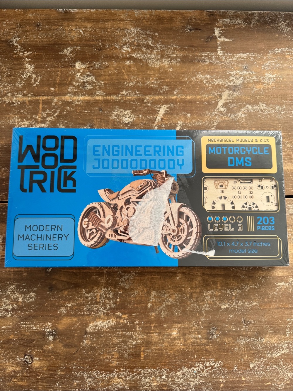 NWT Wood Trick Motorcycle DMS 3D Mechanical Model Kit - Blue Box